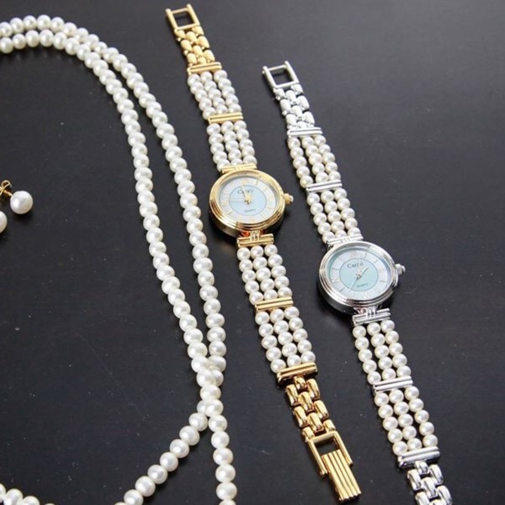 Gold Fresh water pearl watch